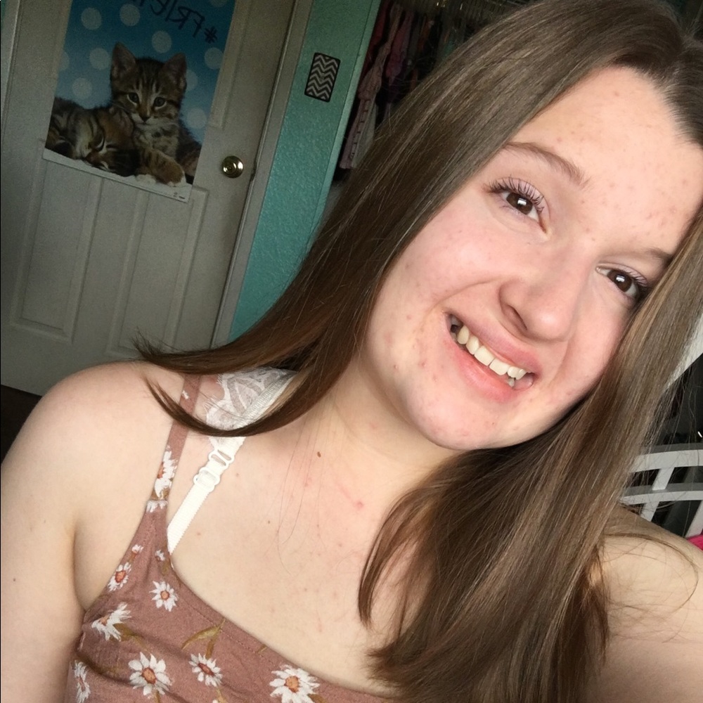 Meet your Posher, Brittany